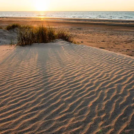 Attractive With Magnificent View Apartamento Middelkerke